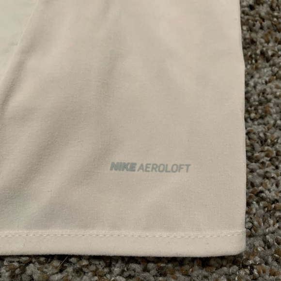 Brand New Men’s Nike Running Aeroloft Vest Pockets - Picture 5 of 7